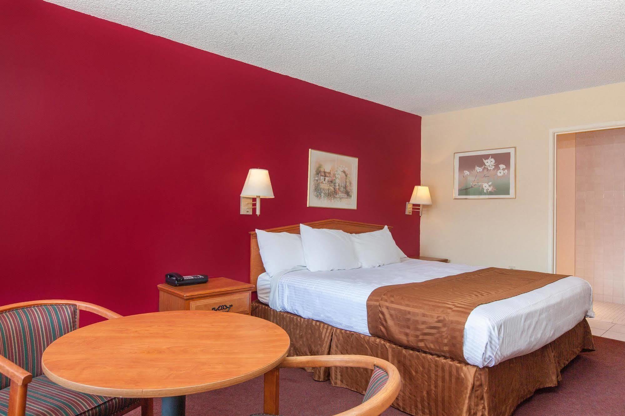 America'S Best Value Inn & Suites Bakersfield Central Zewnętrze zdjęcie