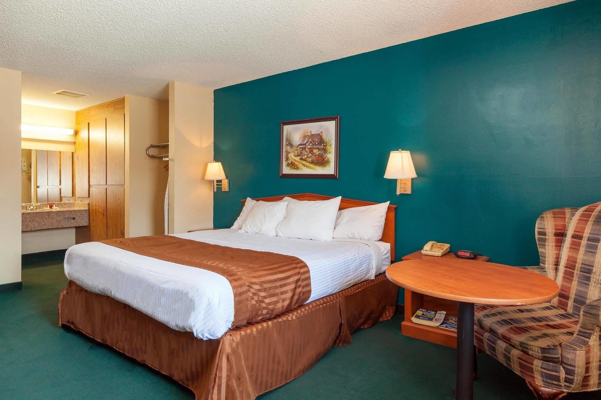 America'S Best Value Inn & Suites Bakersfield Central Zewnętrze zdjęcie